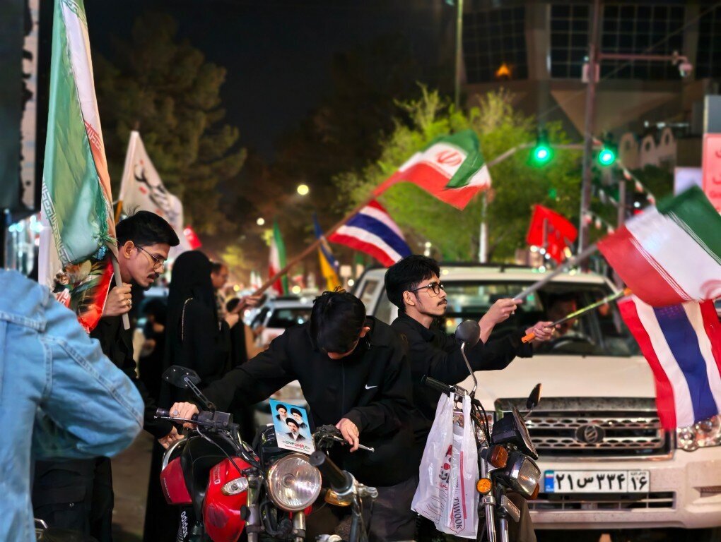 عکس | روح بشردوستانه؛ فعالیت‌های موکب دانشجویان تایلندی در ایران از زمان آغاز جنگ