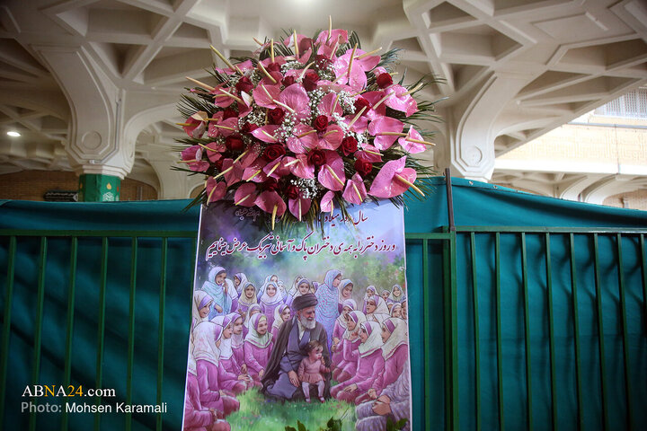 Photos: Hazrat Masoumeh Holy Shrine Adorned with Flowers on Eve of Karamat Decade