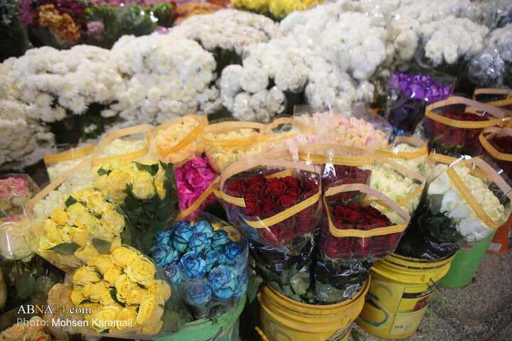 Photos: Hazrat Masoumeh Holy Shrine Adorned with Flowers on Eve of Karamat Decade