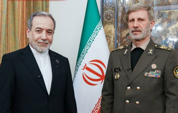 پیام سید عباس عراقچی وزیر امور خارجه به مناسبت روز ارتش