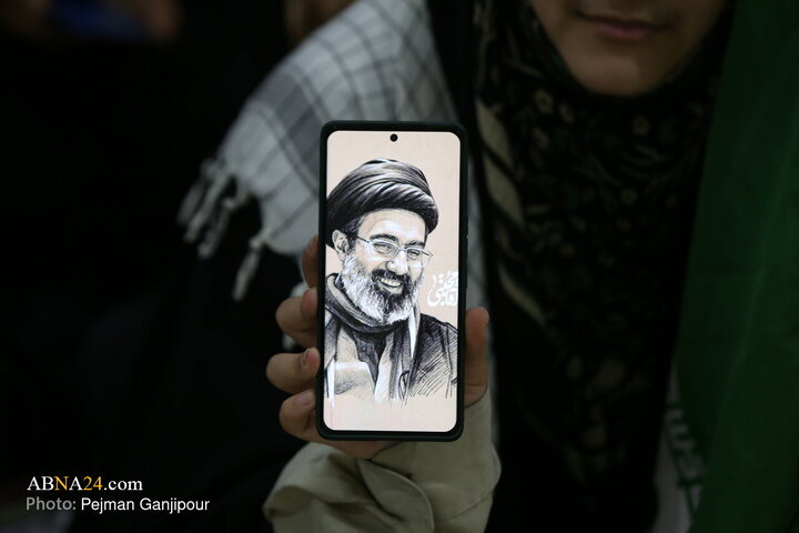 اجتماع «دختران جان‌فدای ایران» - اصفهان
