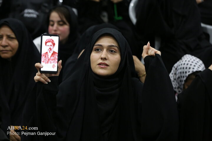 اجتماع «دختران جان‌فدای ایران» - اصفهان