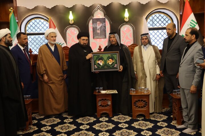 Photos: Representative of AhlulBayt World Assembly Meets with Families of Martyrs, Tribal Sheikhs in Southern Iraq