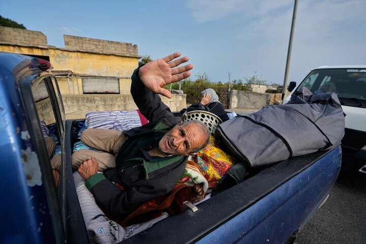 Photos: Return of Lebanese Displaced Persons After Ceasefire