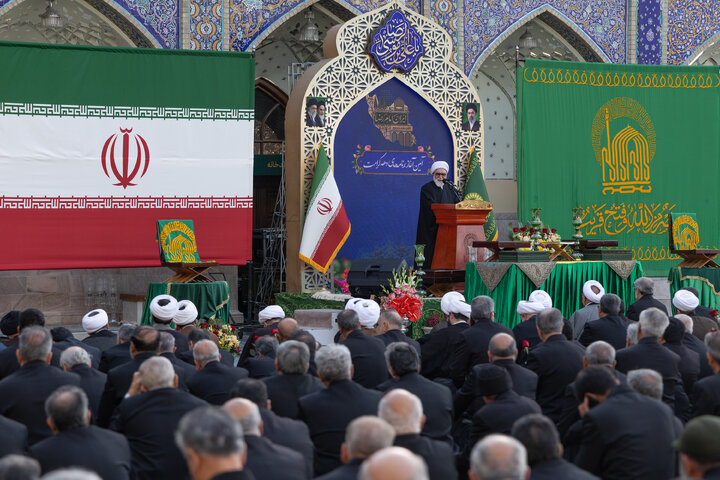 Photos: Karamat Decade Celebrations Begin at Imam Reza Holy Shrine