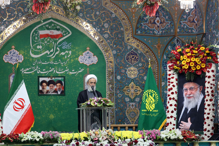 Photos: Khotbeh Khani Ceremony by Servants of Hazrat Masoumeh Holy Shrine, Beginning of Karamat Decade Programs