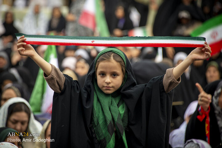 اجتماع بزرگ بانوان و دختران جانفدا ایران در حرم مطهر حضرت شاهچراغ (ع) با نام میثاق فاطمی