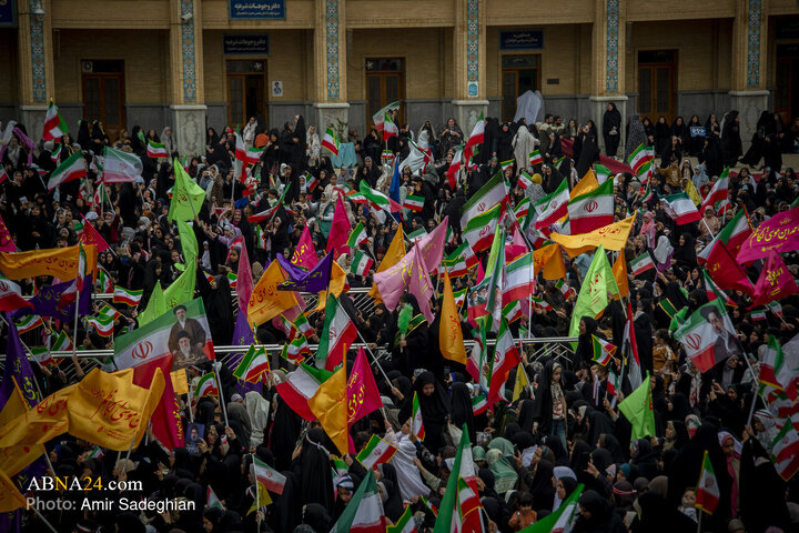 اجتماع بزرگ بانوان و دختران جانفدا ایران در حرم مطهر حضرت شاهچراغ (ع) با نام میثاق فاطمی