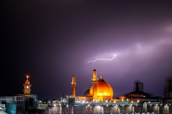 Informe fotográfico | El Santuario de Al-Askari (PB) en Samarra brilla entre tormentas y lluvia divina