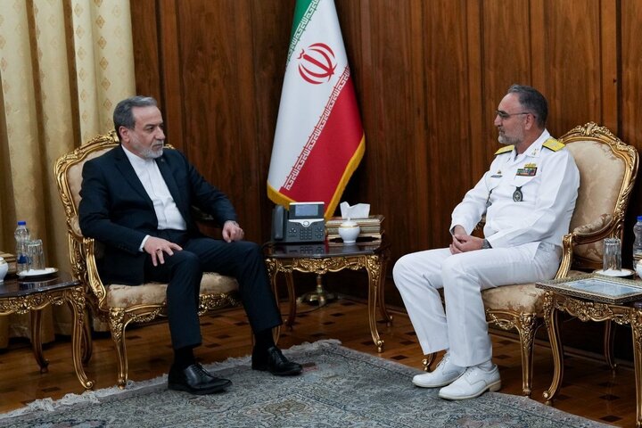 رزمندگان ارتش و سپاه پشتوانه‌ محکم دستگاه دیپلماسی