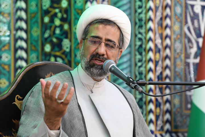 دعا برای پدر و مادر، سیره انبیا و اولیای خداست