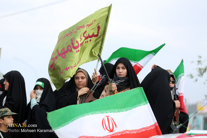 رزمایش بزرگ دختران جان‌فدای ایران در قم