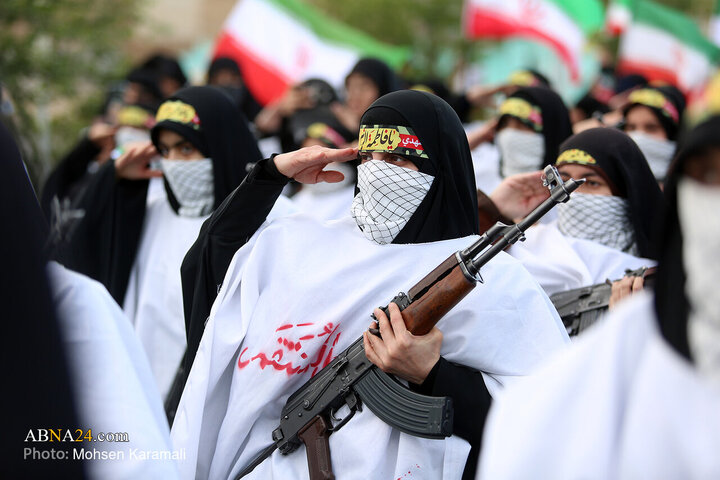 رزمایش بزرگ دختران جان‌فدای ایران در قم
