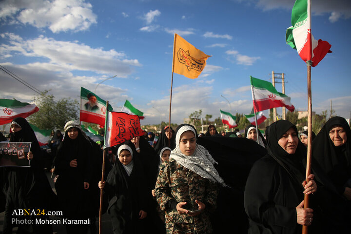 رزمایش بزرگ دختران جان‌فدای ایران در قم