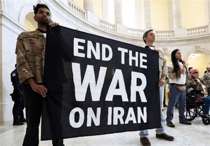Puluhan Ditahan, Iran Dibela Di Washington