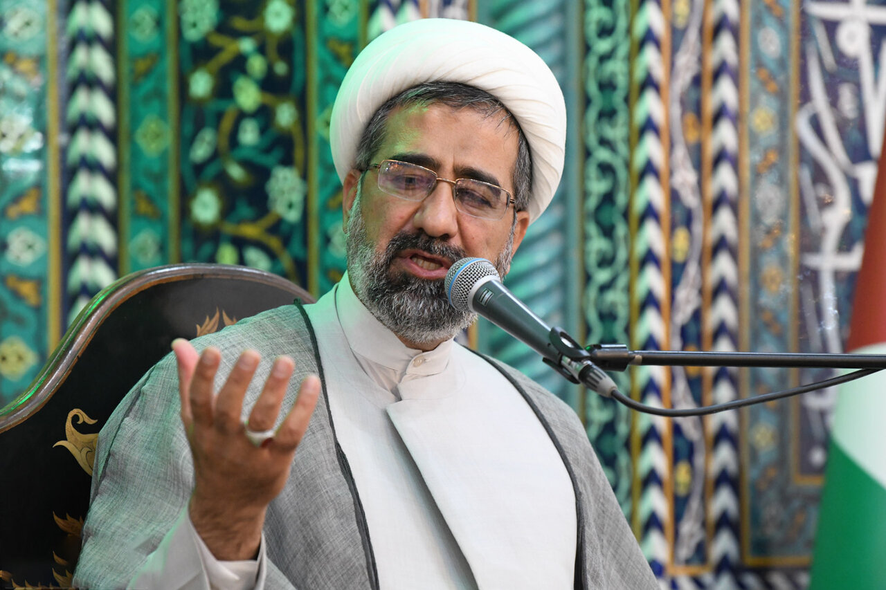 دعا برای پدر و مادر، سیره انبیا و اولیای خداست
