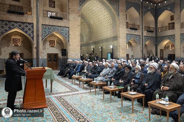 رهبر شهید؛ بزرگ‌ترین واقف نسخ خطی در آستان قدس رضوی