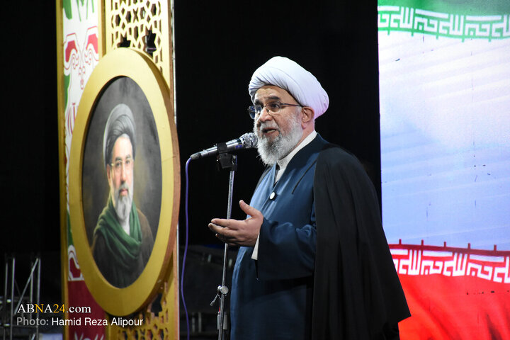 حضور آیت الله رمضانی در اجتماع مردمی رشت