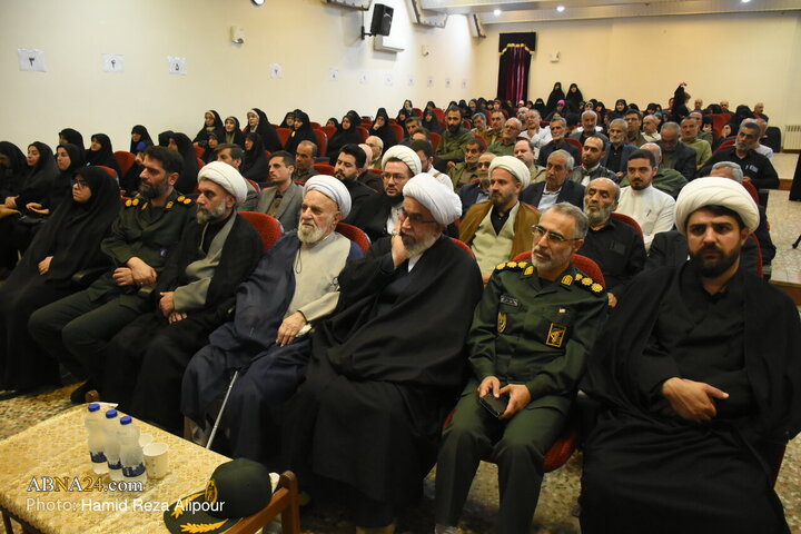 نشست تبیینی سالروز تشکیل سپاه در خمام