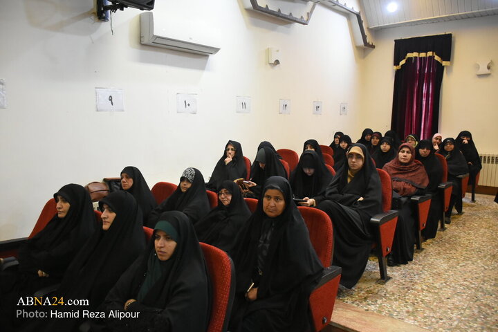 نشست تبیینی سالروز تشکیل سپاه در خمام