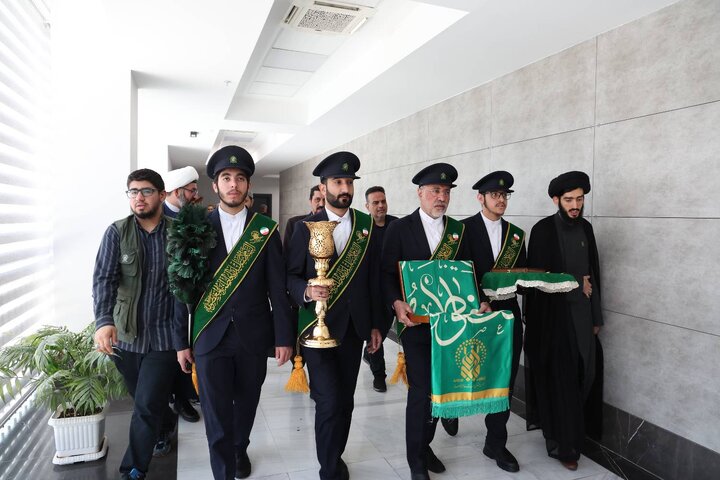 عکس خبری | دیدار خادمان آستان مقدس حضرت معصومه(س) با کارکنان بنیاد شهید
