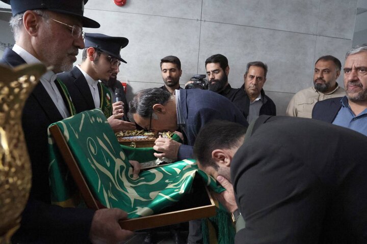 عکس خبری | دیدار خادمان آستان مقدس حضرت معصومه(س) با کارکنان بنیاد شهید