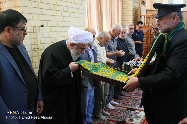 نشست قرار معنوی با سخنرانی آیت الله رمضانی در رشت
