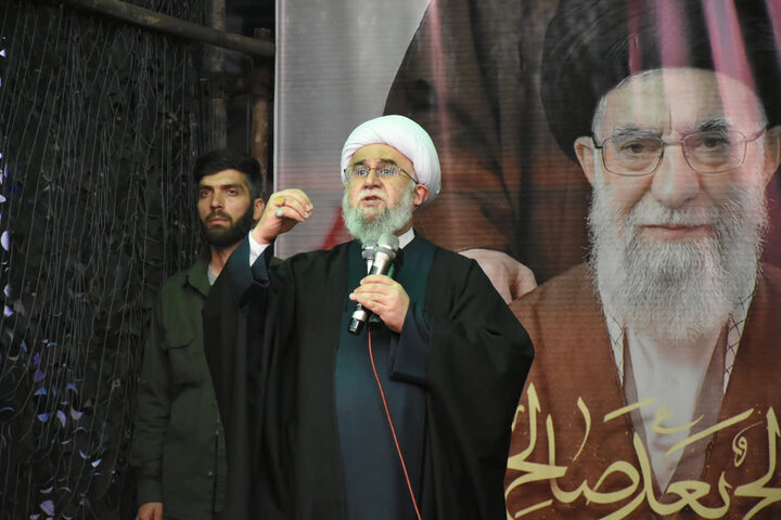آیت‌الله رمضانی: استقلال ایران، الگویی کم‌نظیر در جهان اسلام/ جنگ امروز، جنگ تمدنی است