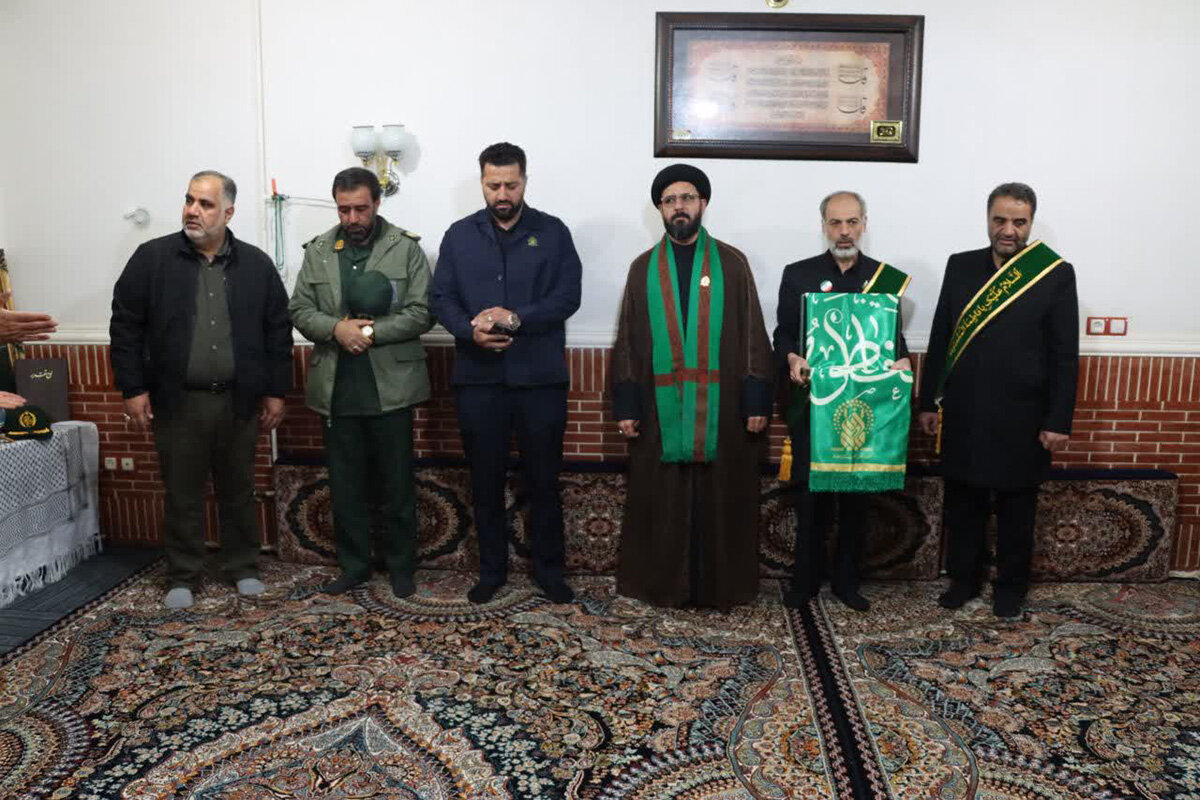 ویدیو | غبار از چهره افتخار زدودند؛ دیدار خادمان حرم با جانبازان جنگ رمضان