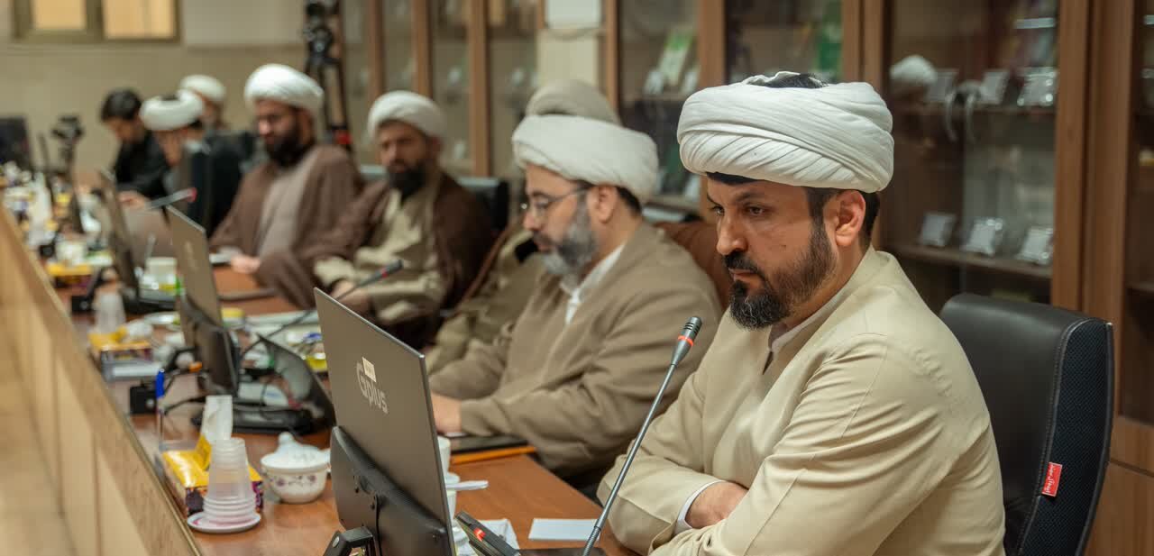 زن انقلابی می‌تواند بستر ارتقای زن سکولار را فراهم کند