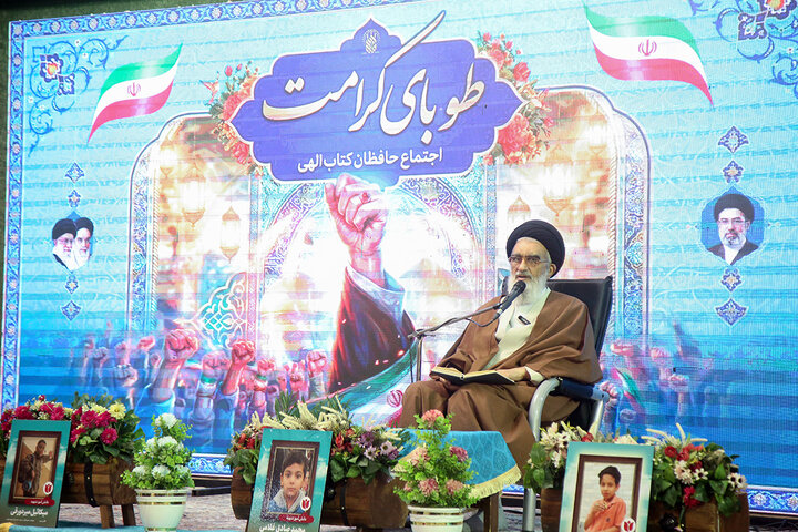 جامعه قرآنی نقش بسزایی در خنثی‌سازی توطئه‌های دشمن دارد