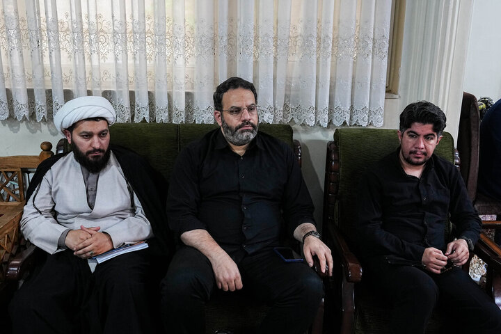 عکس خبری/ دیدار جمعی از نمایندگان مجلس با خانواده شهیده تجمعات مردمی