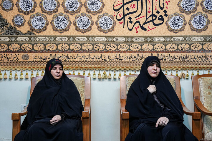 عکس خبری/ دیدار جمعی از نمایندگان مجلس با خانواده شهیده تجمعات مردمی