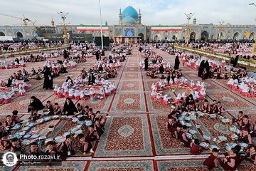 12,000 Young Quran Leaners Recite Quran at Imam Reza Shrine