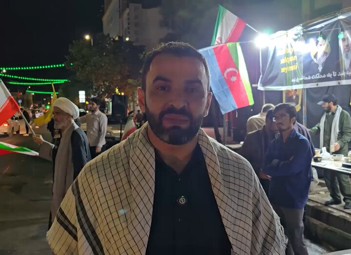 ویدیو | آذربایجانی‌های مقیم قم: ترامپ ذره‌ای عقل داشت با ایران در نمی‌افتاد / برای دفاع از شیعیان امیرالمومنین(ع) آماده‌ایم
