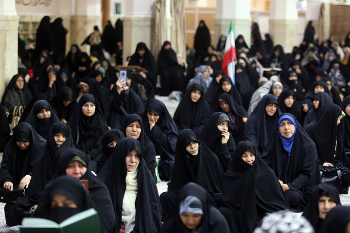 بزرگداشت فرمانده شهید نیروی دریایی سپاه در حرم حضرت معصومه (س)