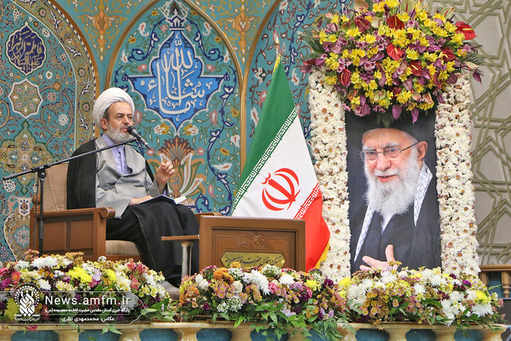 امام معصوم، رفیق همراه و دلسوز برای پیروان است