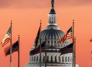 No se aprueba en el Senado de EE. UU. la resolución para limitar los poderes de guerra de Trump contra Cuba