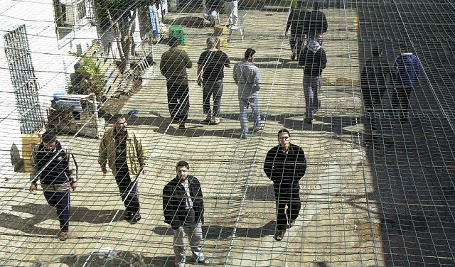 Denial of medical devices to prisoners in Israeli jails worsens their suffering