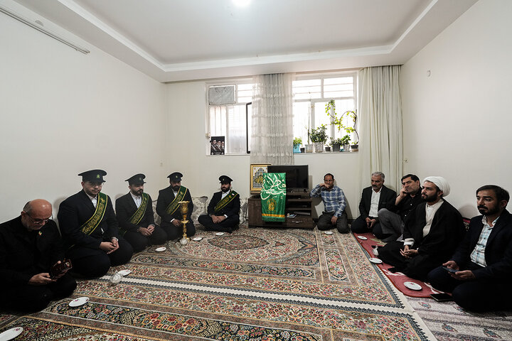 عیادت سفیران کریمه از جانباز جنگ تحمیلی رمضان در سالروز میلاد امام مهربانی