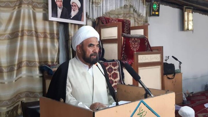 امام جمعه غرب کابل: مسلمان واقعی کسی است که دیگران از دست و زبان  او در امان باشند