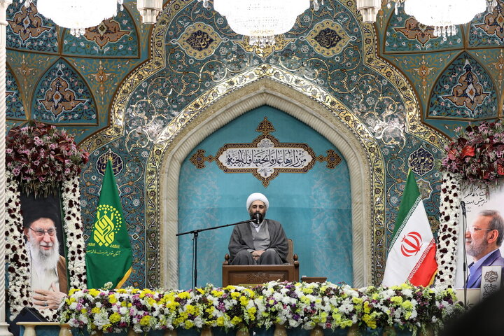 مسئولان توانایی گفت‌وگو با مردم را تقویت کنند