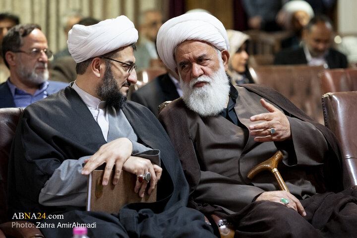 Photos: Unveiling Ceremony of 40-Volume Collection "Chelcheraq-e Hekmat" by Martyr Motahhari