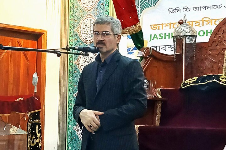 مراسم تجلیل و یادبود امام و قائد شهید در مسجد و حسینیه میرپور شیعیان داکا