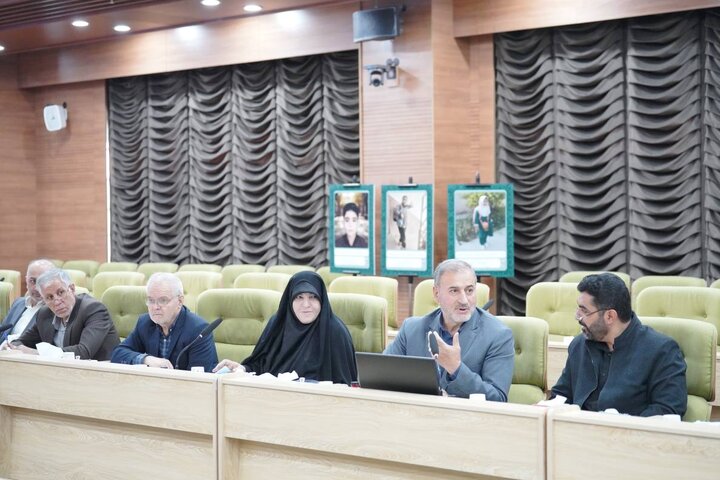 عکس خبری/ نشست رئیس بنیاد شهید و امور ایثارگران با اعضای کمیسیون فرهنگی مجلس