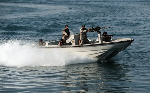 Military Advisor to Imam Khamenei Threatens to Turn Hormuz Strait into Graveyard of US Pirates
