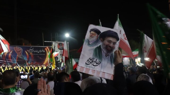گزارش تصویری/ شصت‌ و پنجمین شب لبیک مردم باقرشهر و کهریزک به فرمان رهبر معظم انقلاب