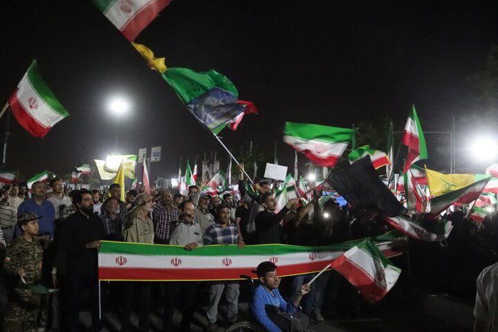 گزارش تصویری/ شصت‌ و پنجمین شب لبیک مردم باقرشهر و کهریزک به فرمان رهبر معظم انقلاب