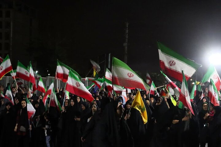 گزارش تصویری/ شصت‌ و پنجمین شب لبیک مردم باقرشهر و کهریزک به فرمان رهبر معظم انقلاب