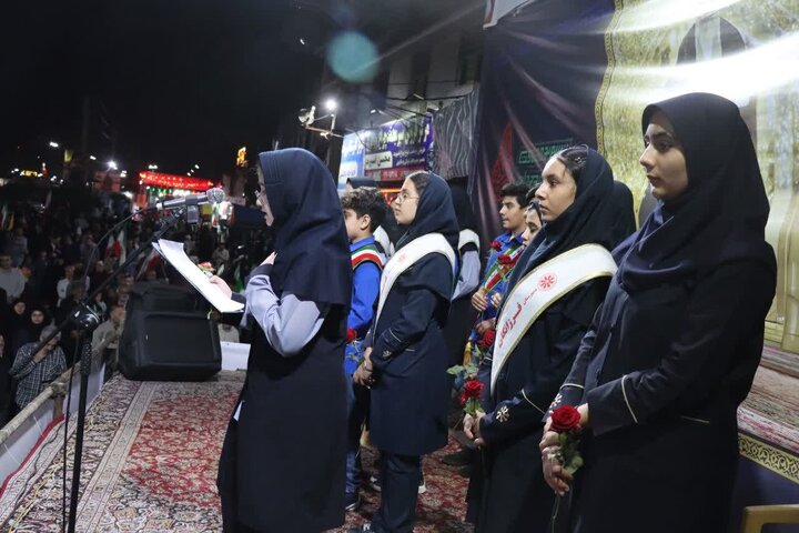 گزارش تصویری/ تجدید عهد مردم اسلامشهر با رهبر معظم انقلاب و رزمندگان